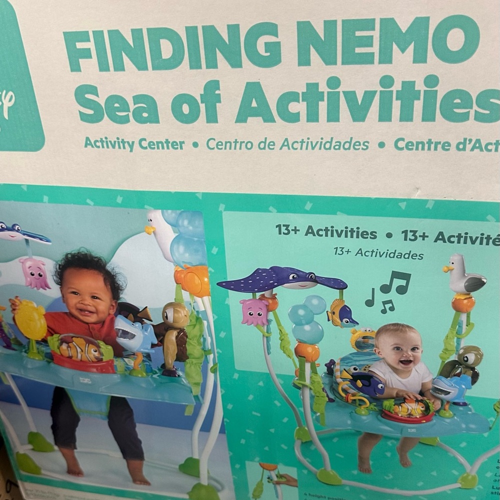 Disney Finding Nemo Activity Center - Blue and Green